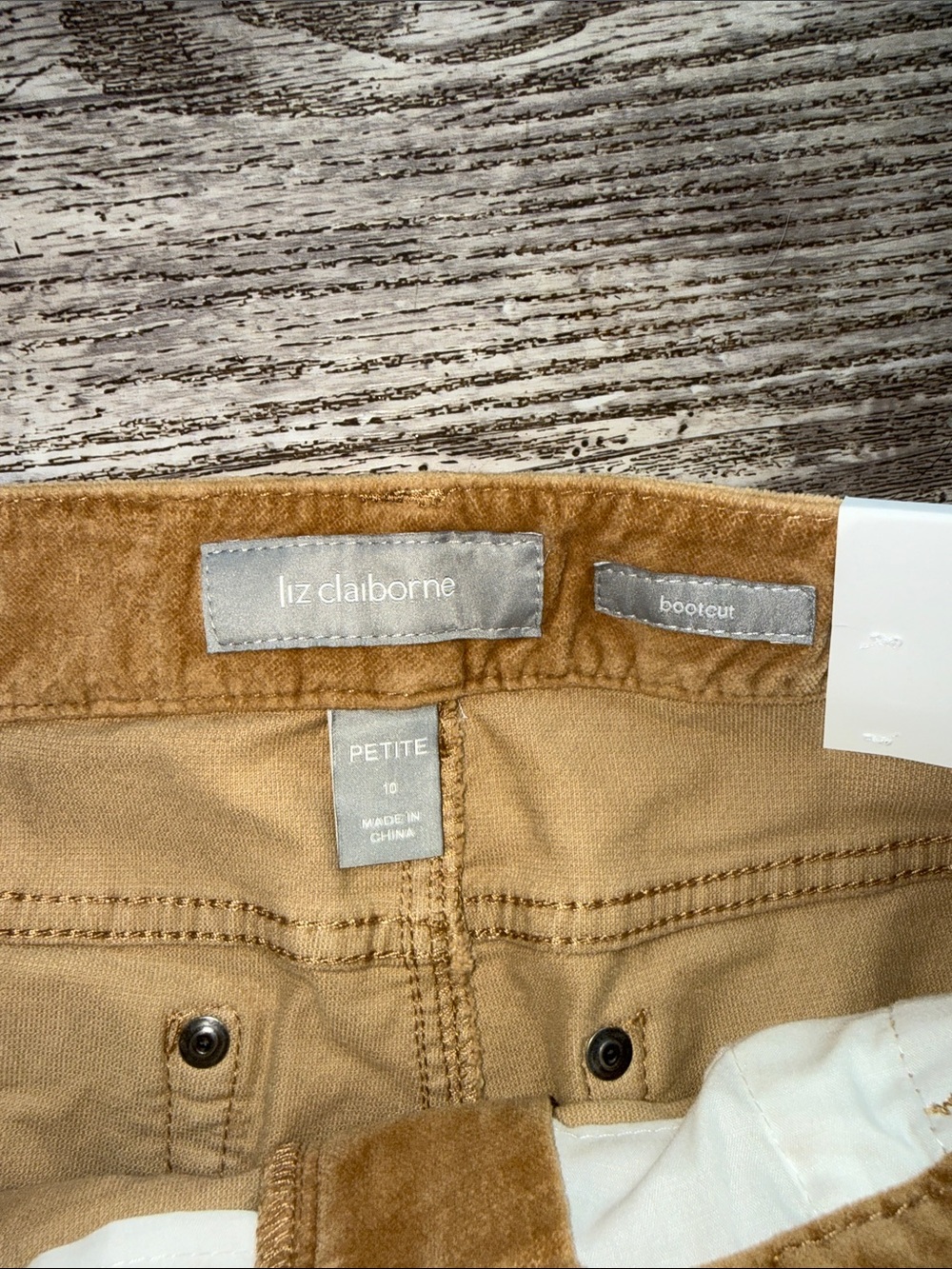 Liz Claiborne Wide-Leg Corduroy Jeans in Camel - Picture 2 of 8
